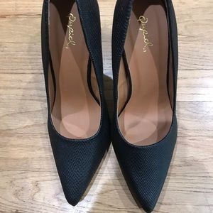Qupid Black heels